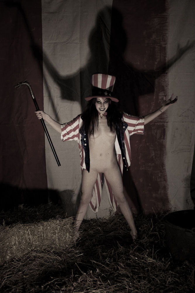 The Unique Nudes Dark Circus™ Ringmaster.
#ArchivePicOfTheDay
